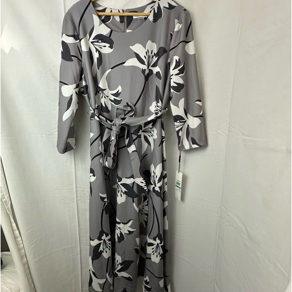 NWT Calvin Klein Fit and Flare size 16 dress - Picture 3 of 9